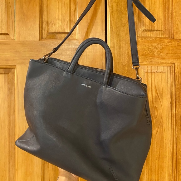 Matt & Nat - large crossbody bag - Picture 4 of 5